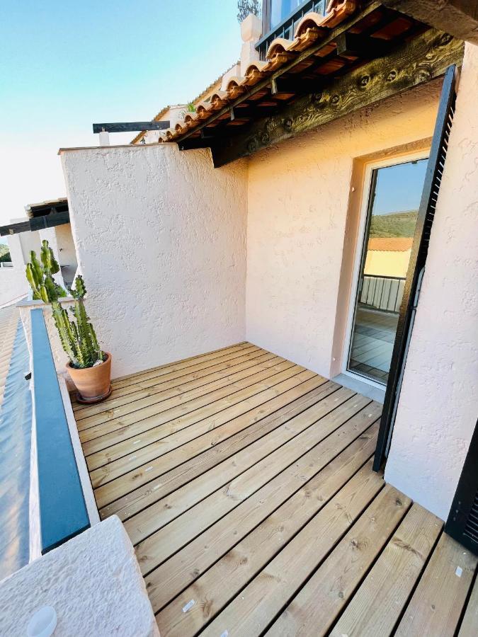 Superbe T2 Avec Vue Mer Et Piscine La Croix-Valmer Exteriör bild